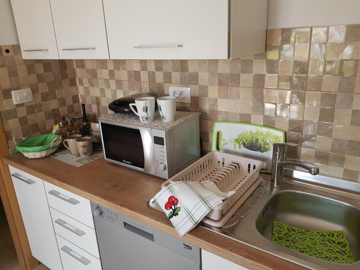Apartman Luka Баньоле Екстериор снимка