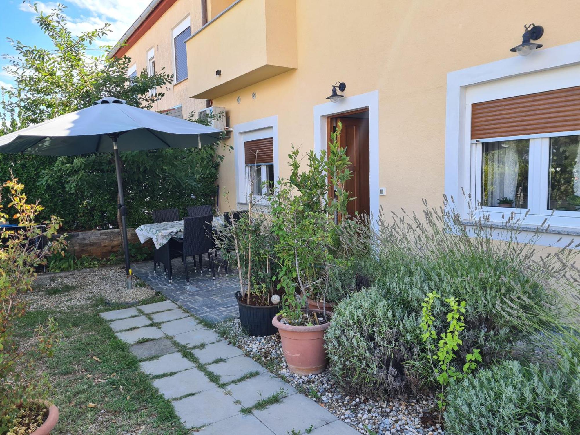 Apartman Luka Баньоле Екстериор снимка
